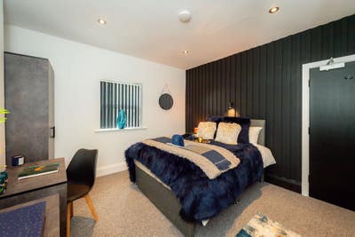 Furnished Rooms Available 🏠 Main Photo