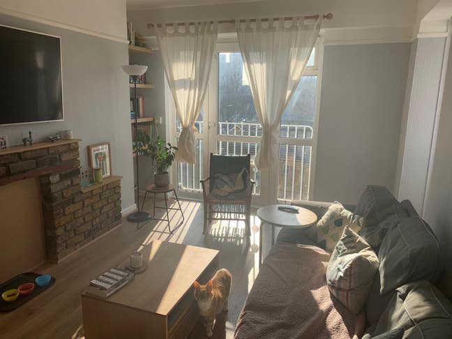 2 bedroom sunny flat in Borough Main Photo