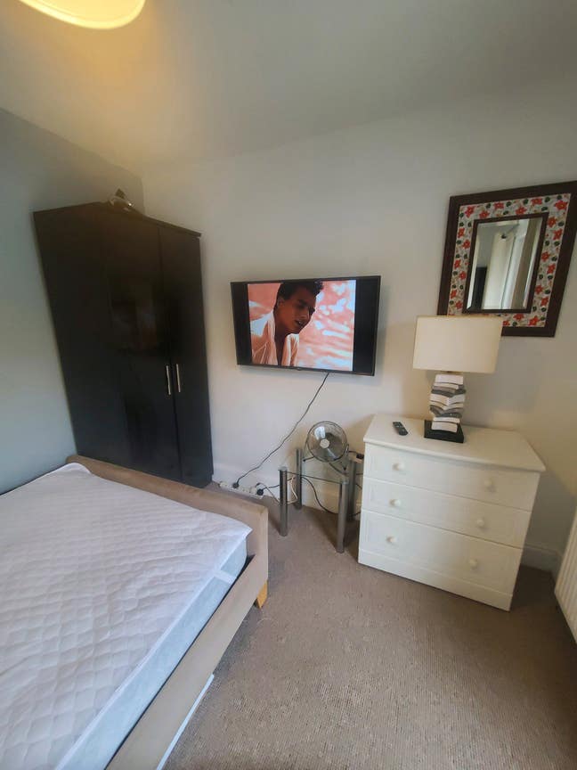 1 bedroom  Main Photo