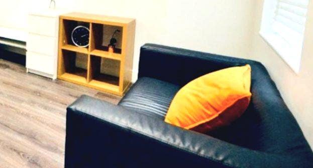 ***Group Share: 4-Bedroom House in Southampton*** Main Photo