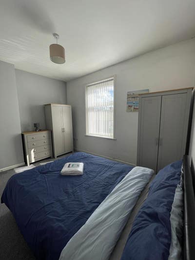 Large Double Room  in Cobden Street, BB10 Main Photo
