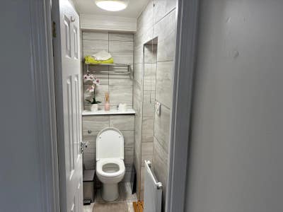 Double en-suite room on ground floor Main Photo