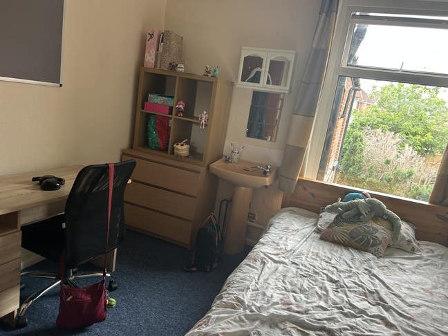 Room at 3 High Road Southampton Main Photo