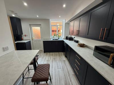 Fully furnished, all bills included, en-suite HMO  Main Photo