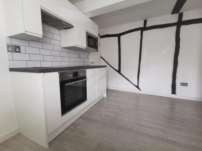 2 Bed Apartment,CHESHAM 1 Allocated Parking Space  Main Photo