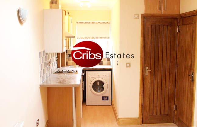 A Beautiful Studio available on South Wimbledon Main Photo