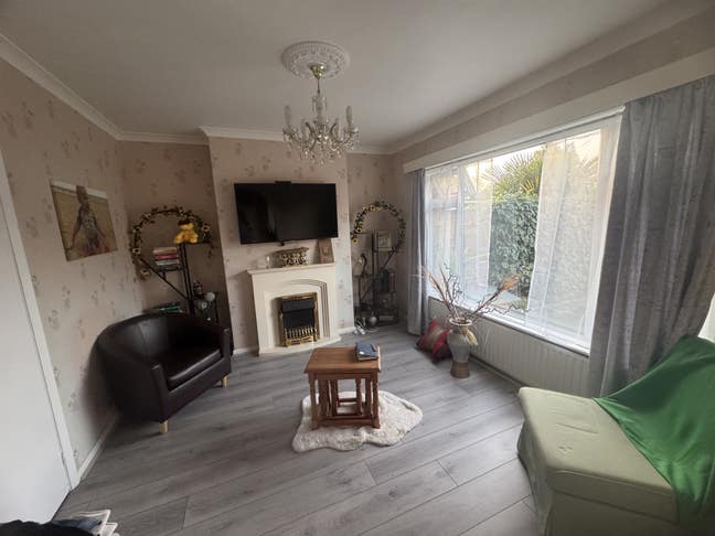 Premium ✨Spacious ✨Double room for professionals  Main Photo
