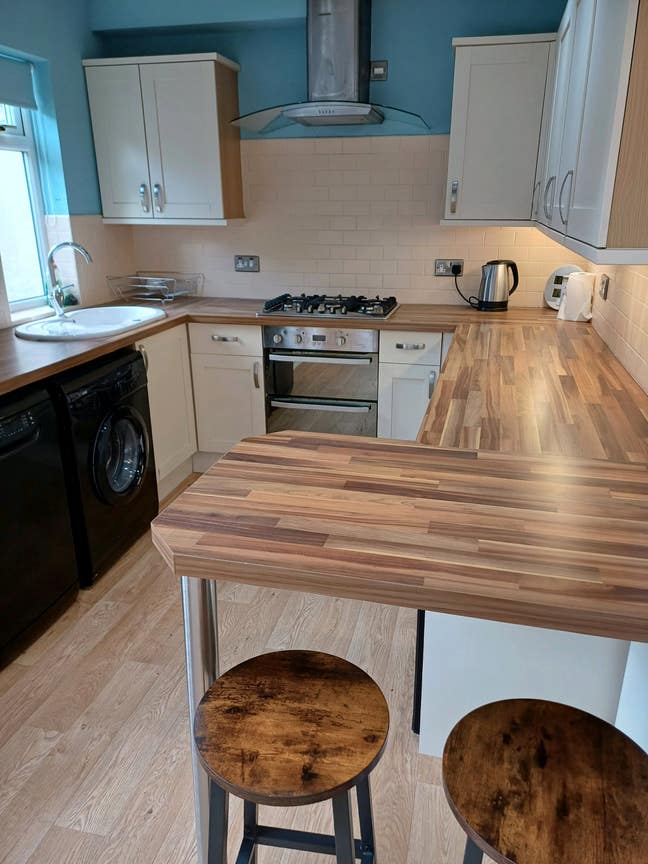 2 bed terrace  Main Photo
