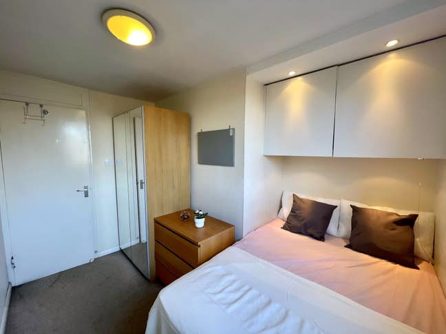 ✨ Cozy Room at St. John's Wood ✨🏠 Main Photo
