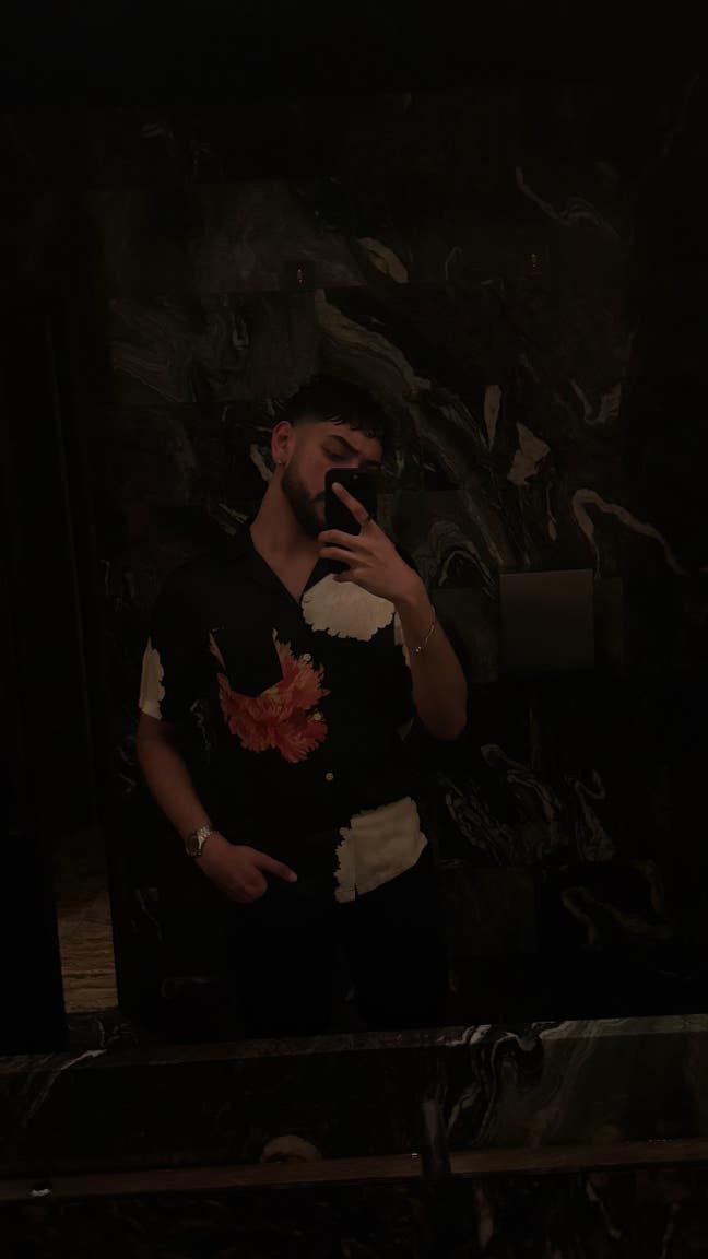 Looking for buddy up/double room  Main Photo
