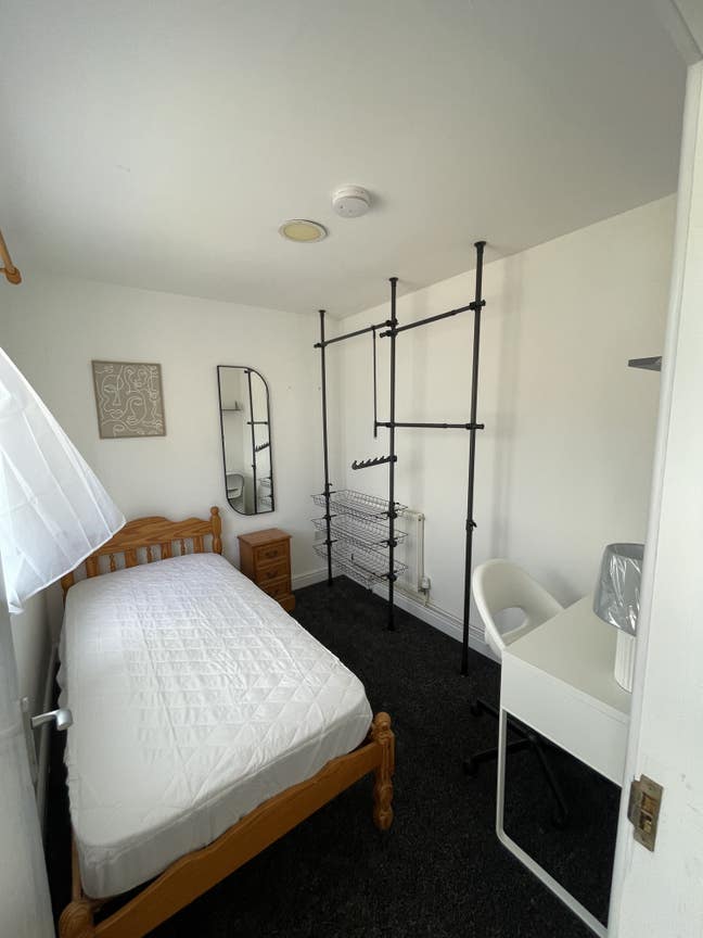 Cozy room next door to Solent University  Main Photo