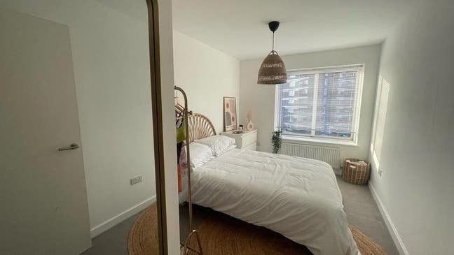 Beautiful, Modern Double Room - 4 Mins From DLR Main Photo