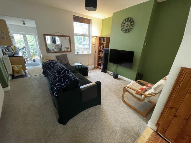 Double Room in Ayelstone Main Photo