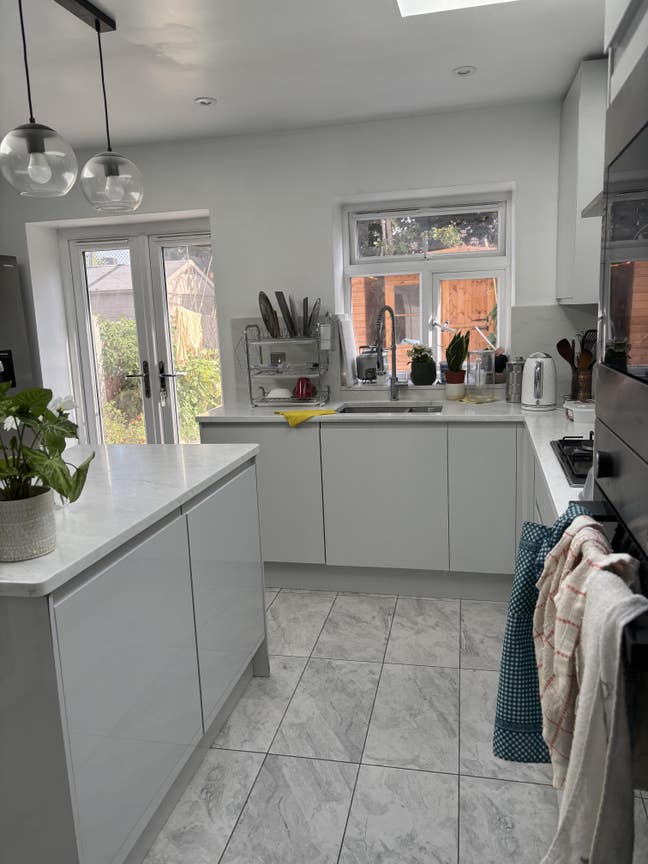 Double Room  for rent  Main Photo