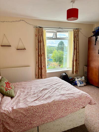 Room in two-bedroom house, ideal for postgraduates Main Photo