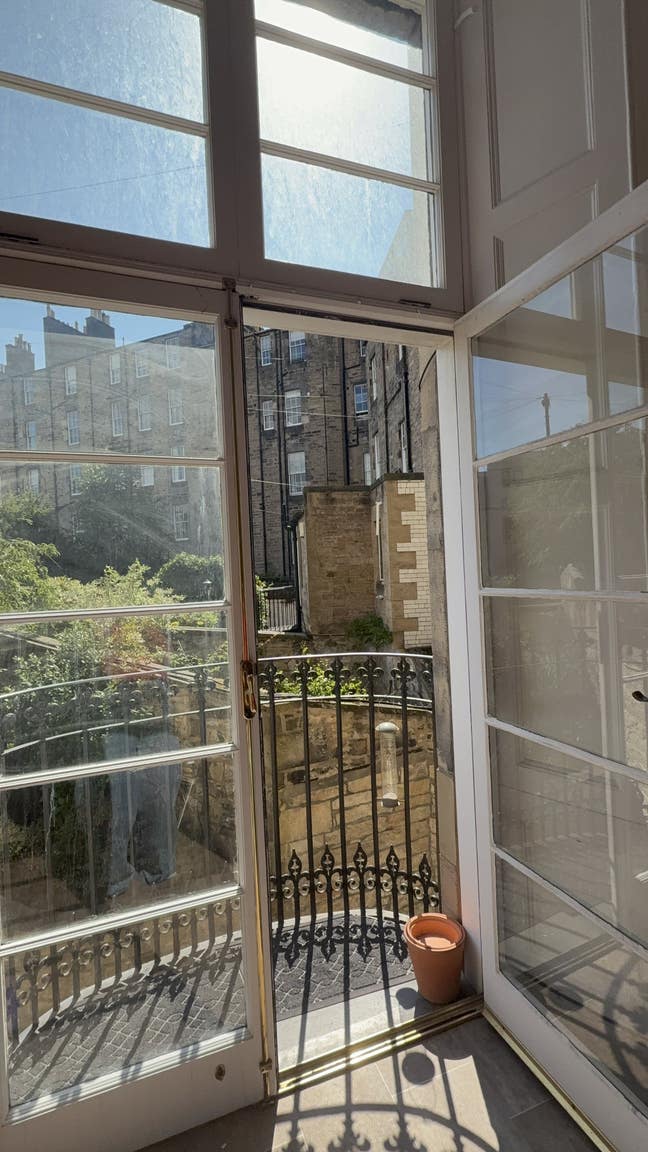 Large flat in Stockbridge 🌿 Main Photo