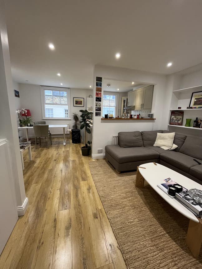 Ensuite Double Room in furnished flat by Hyde Park Main Photo