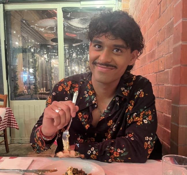 Nav, 26, Looking for a room/buddy up Main Photo