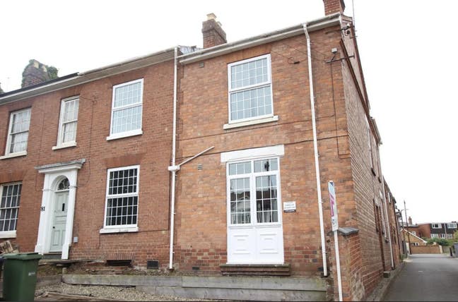 Available 1 Room Sept 2025 – Ensuite Student Room  Main Photo