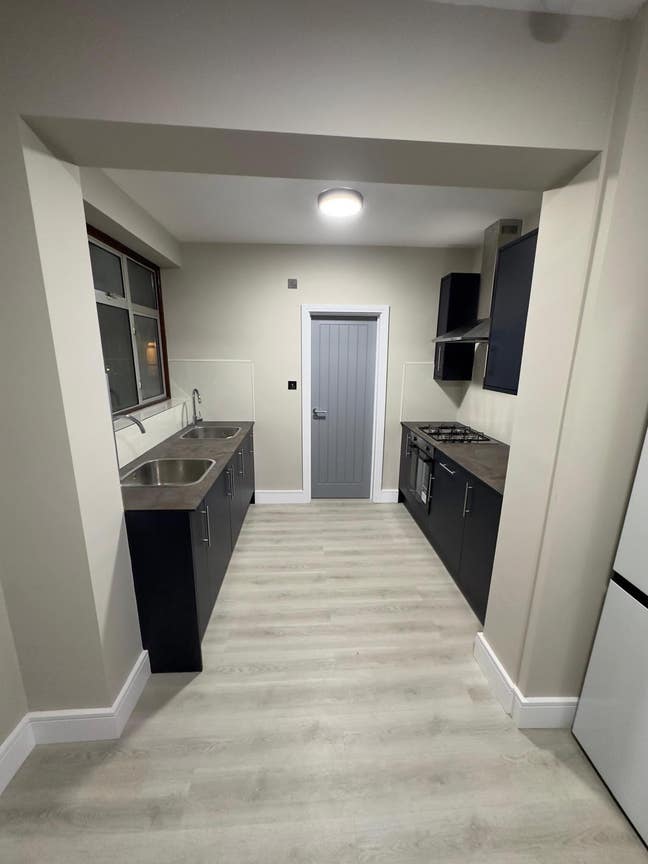 Newly furnished house Lady Margaret Road  Main Photo
