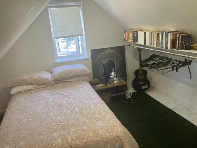 Attic Room, Ideal 4 Szewell, student discount Main Photo