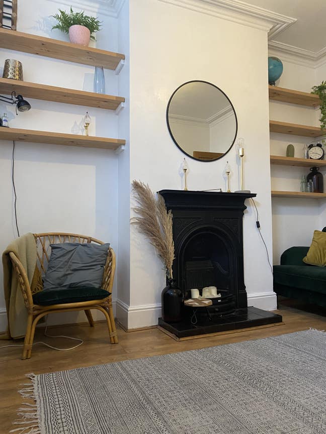 One room to rent 🏡 Available immediately Main Photo