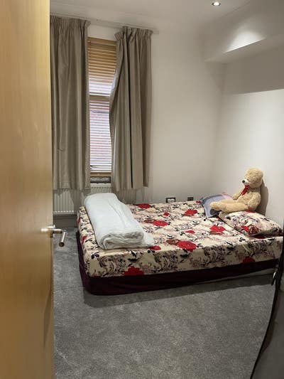 Room available  Main Photo