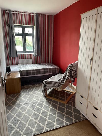 Single room in the nice area Main Photo