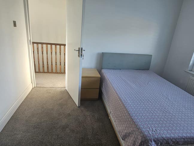 Professional House Share in HA0  Main Photo