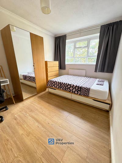 🧸Feel at Home! Dbl Room in Zone 1 - Ava. Now  Main Photo