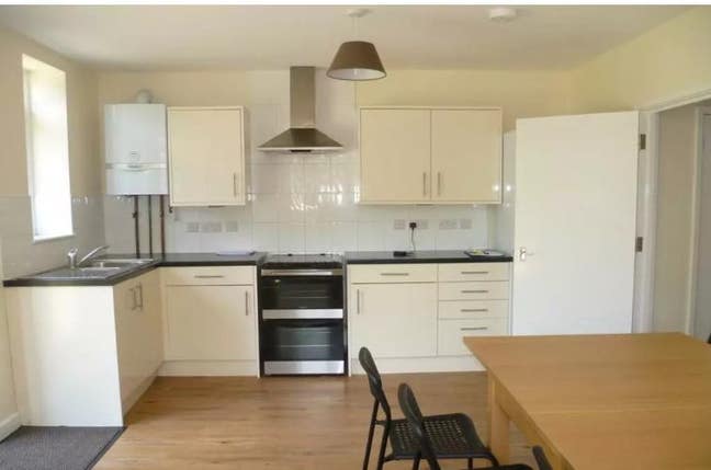 ✨ Spacious Rooms Available in BS7, Bristol 🎉 Main Photo