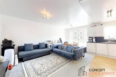 2 Bed flat on Webber Street, Southwark, SE1 Main Photo