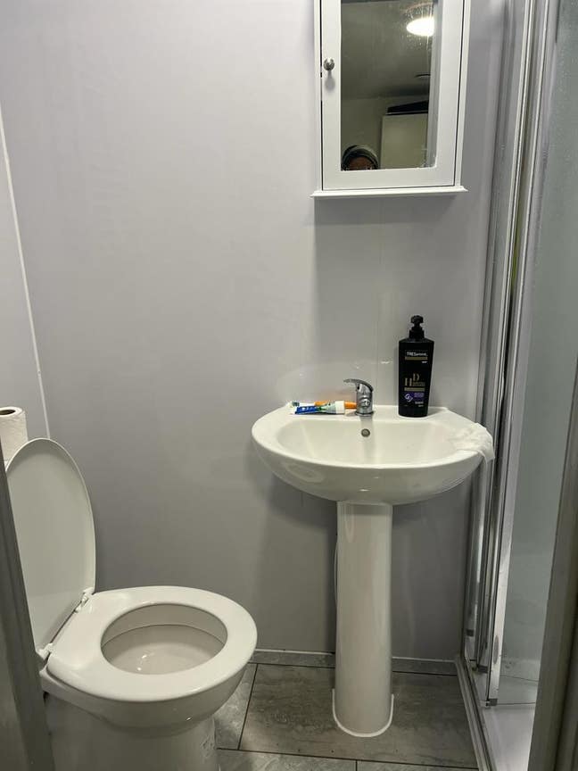  Studio  Flat  in Elmgrove Road,  Harrow  HA1 Main Photo