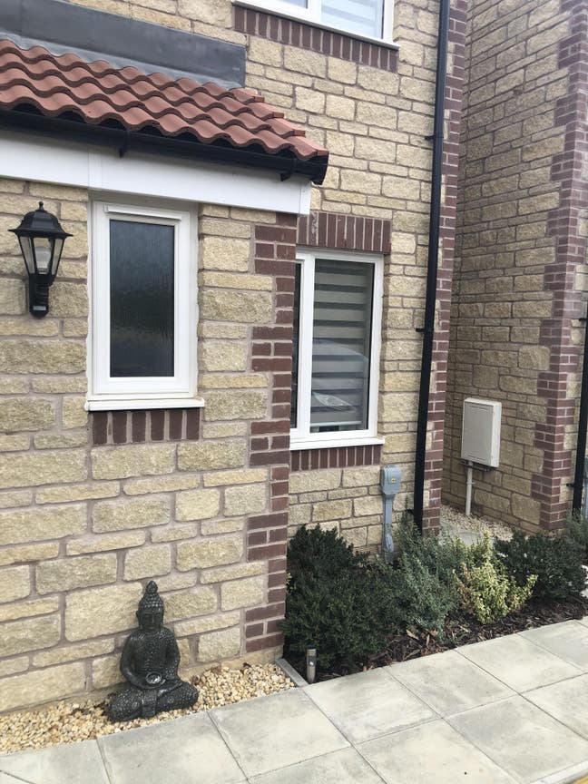 Bright Double Room + Parking & Garden – Bills Incl Main Photo