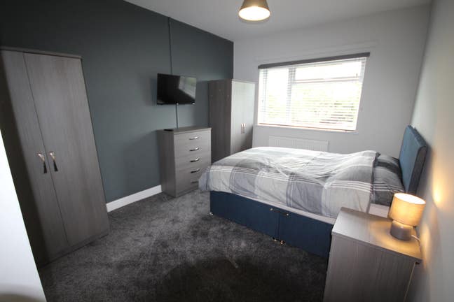 High Quality En suite Rooms To Let  Main Photo