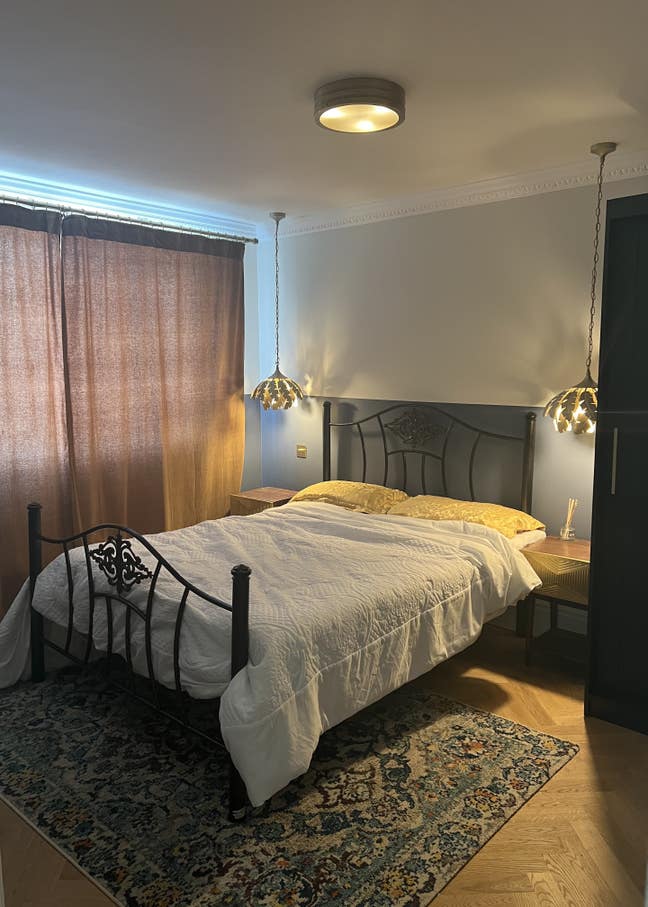 Unique Room in Greenwich Main Photo