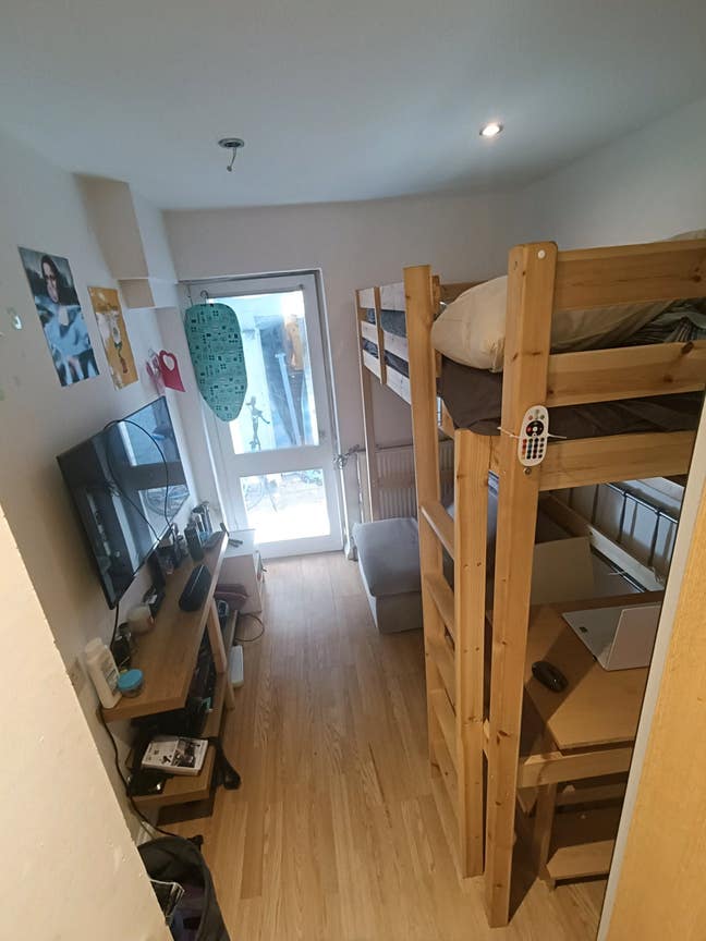 Cosy room to rent in King's cross area Main Photo