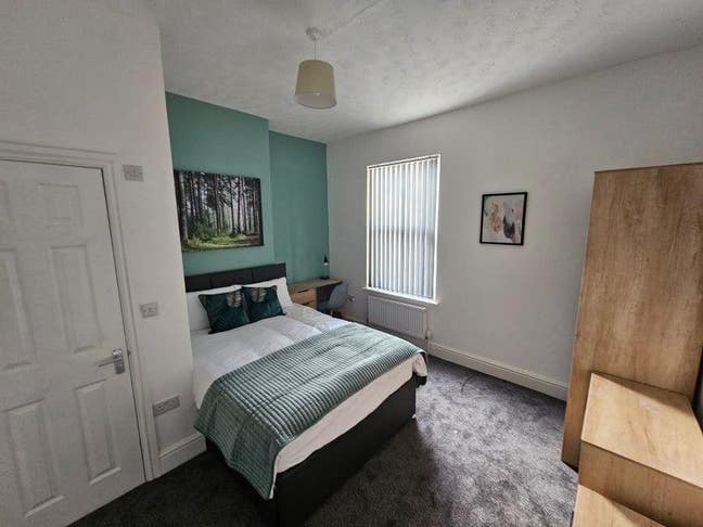 1 Double En Suite  Room Available in Wallasey! Main Photo