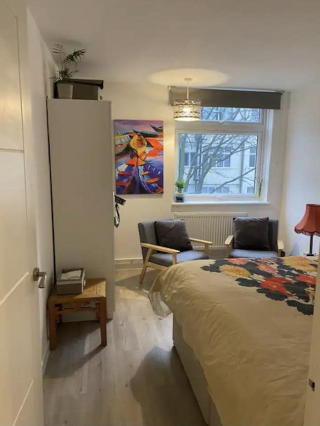 Bright & Spacious Room in Shepherds Bush  Main Photo