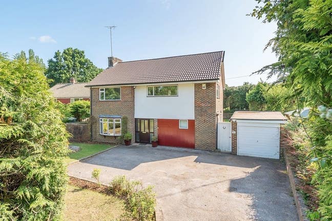 Room to let- Balcombe Road Premium Property Main Photo