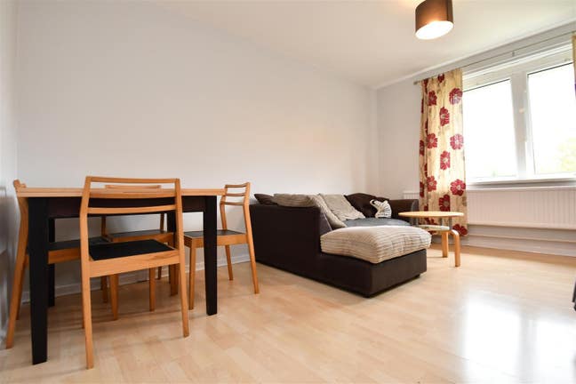 Modern Fitzrovia Duplex – Balcony & Garden Main Photo