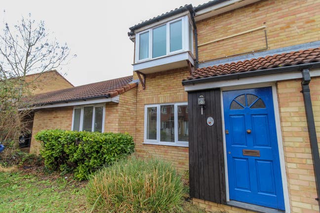 3 Bedroom House in Cherry Hinton, CB1 (28CW) Main Photo
