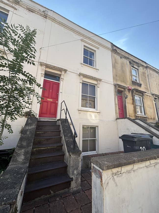 Room to rent in Redland student house Main Photo