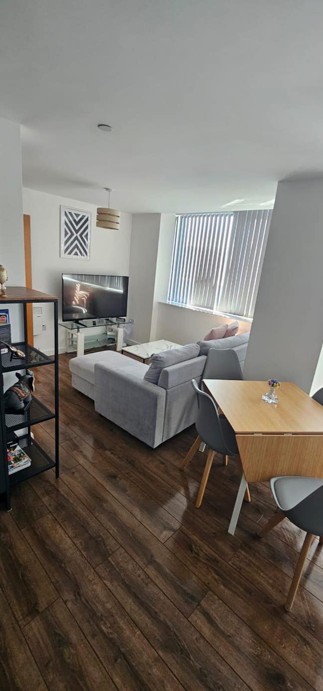 Double Bedroom in Liverpool City Centre  Main Photo