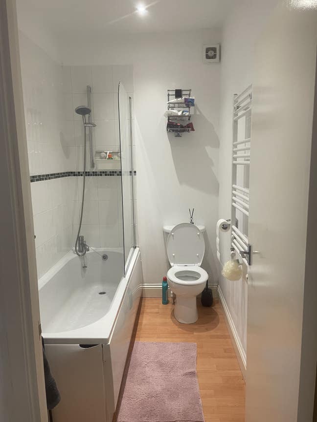 Double Room + Private Bathroom  Main Photo