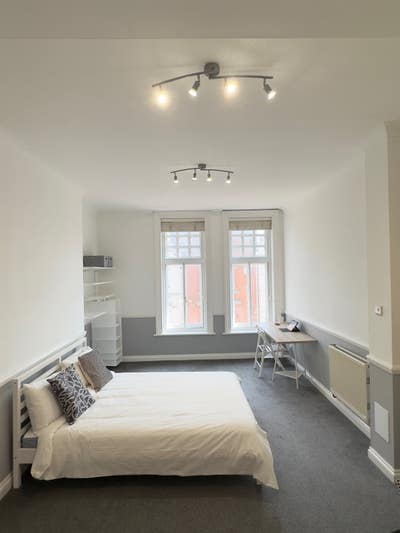 🌟Extremely Large Double Room To Let 🌟 Main Photo