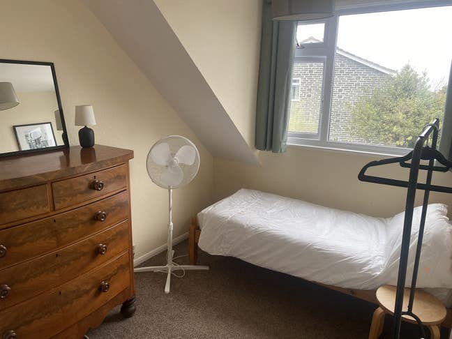 Single room in chilled St. Ives house Main Photo