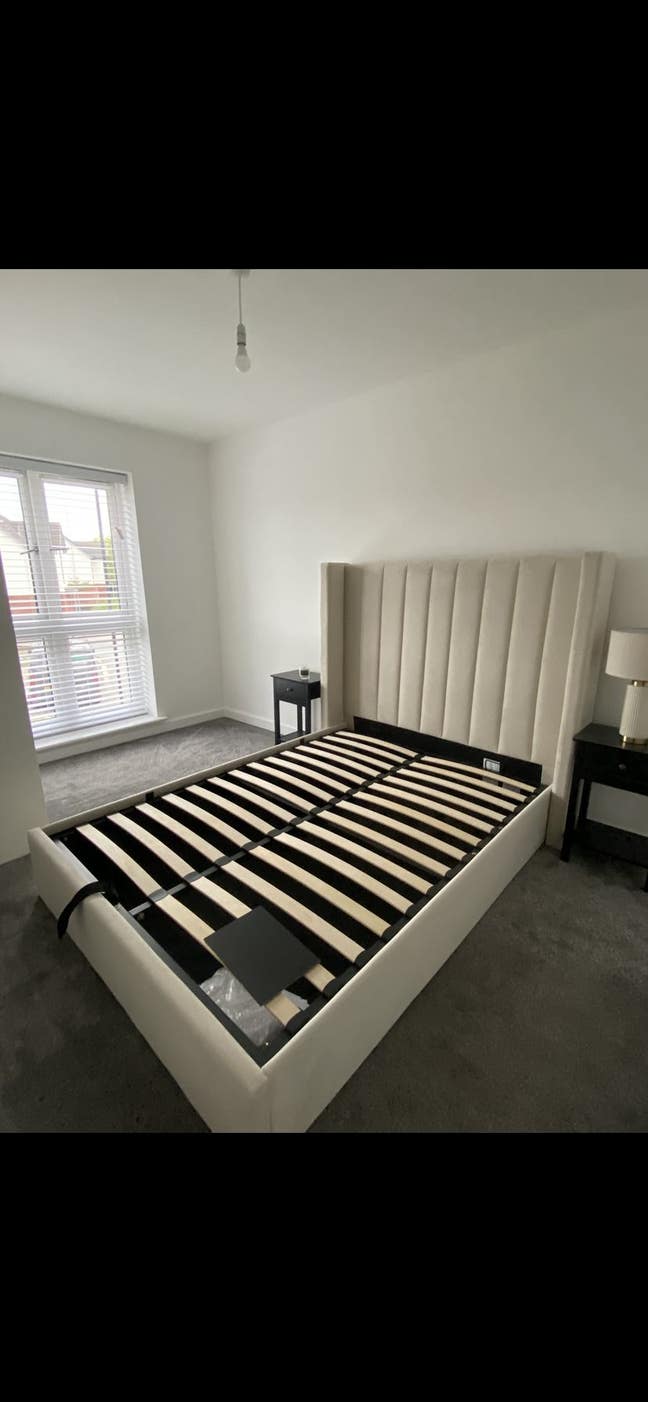 Double room in North Swindon  Main Photo