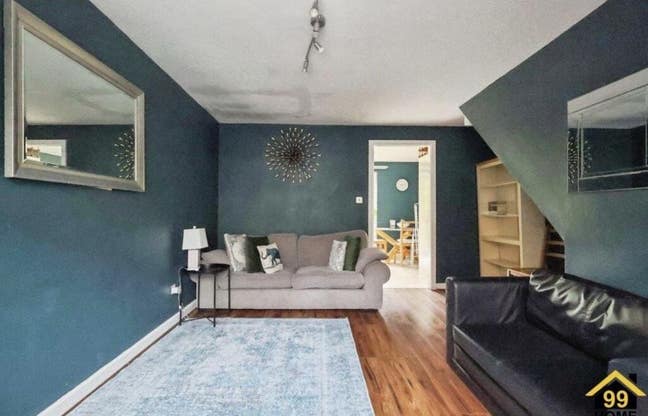 🏡 3-Bed House  – Spacious, Clean & Available Now  Main Photo