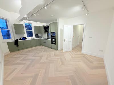 Brand new 4 beds, 4 baths in Hammersmith, W6 Main Photo